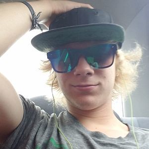 Meet your Posher, Grayson